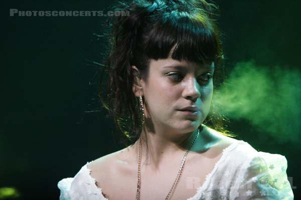 LILY ALLEN - 2006-11-09 - PARIS - La Cigale - 